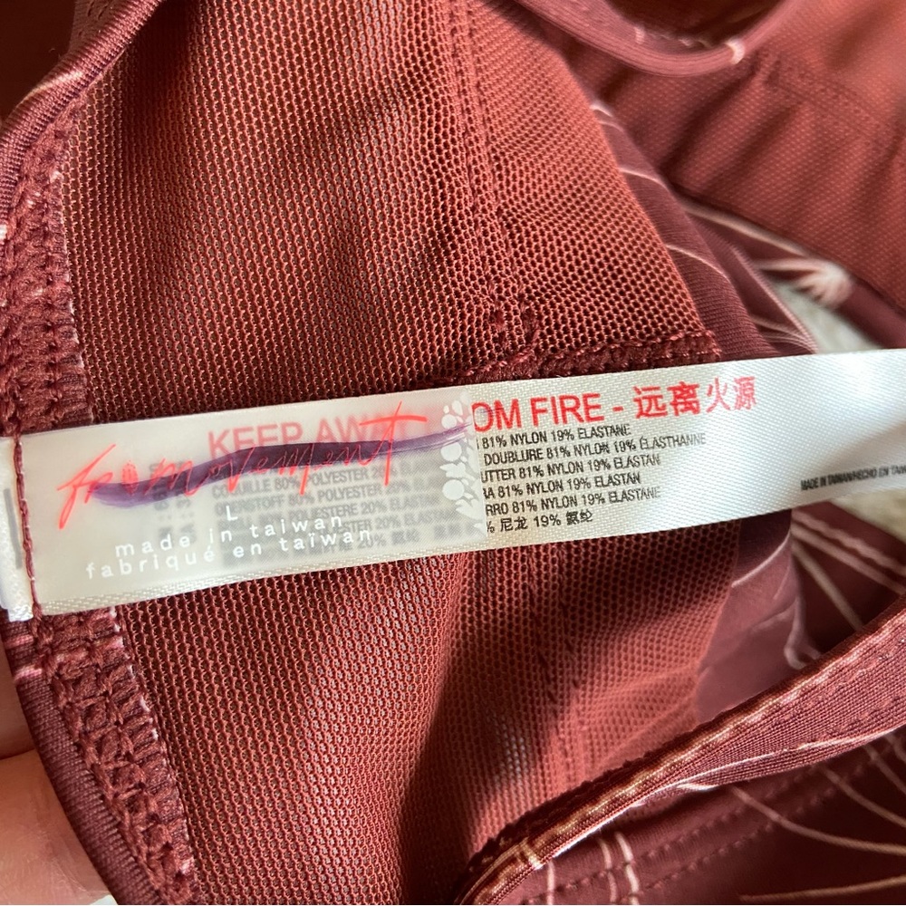 NWOT Free People Sneak Peek Sports Bra, L - Picture 8 of 8